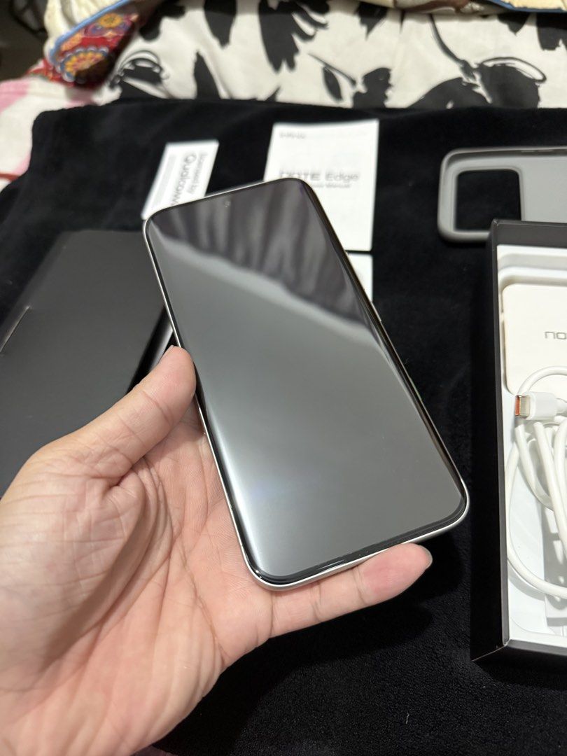 Infinix Note Edge 5g Brandnew (Category: Android Others) located in Calamba. Submitted by 7ofseven (Listing ID 1467498964, Image 3). Description: 🔥 FOR SALE: INFINIX NOTE EDGE 5G 🔥 📱 3 DAYS PALANG SAKIN! ✅ Halos hindi nagamit ✅ Fresh na fresh! ✨ SPECS & FEATURES 📱 Curved AMOLED Display ⚡ 120Hz Refresh Rate 🚀 5G Capable 💾 16GB RAM (8GB + 8GB Extended RAM) 💽 256GB Storage 📸 50MP Main Camera 🔋 6,500mAh Battery ⚡ 45W Fast Charging 📦 COMPLET