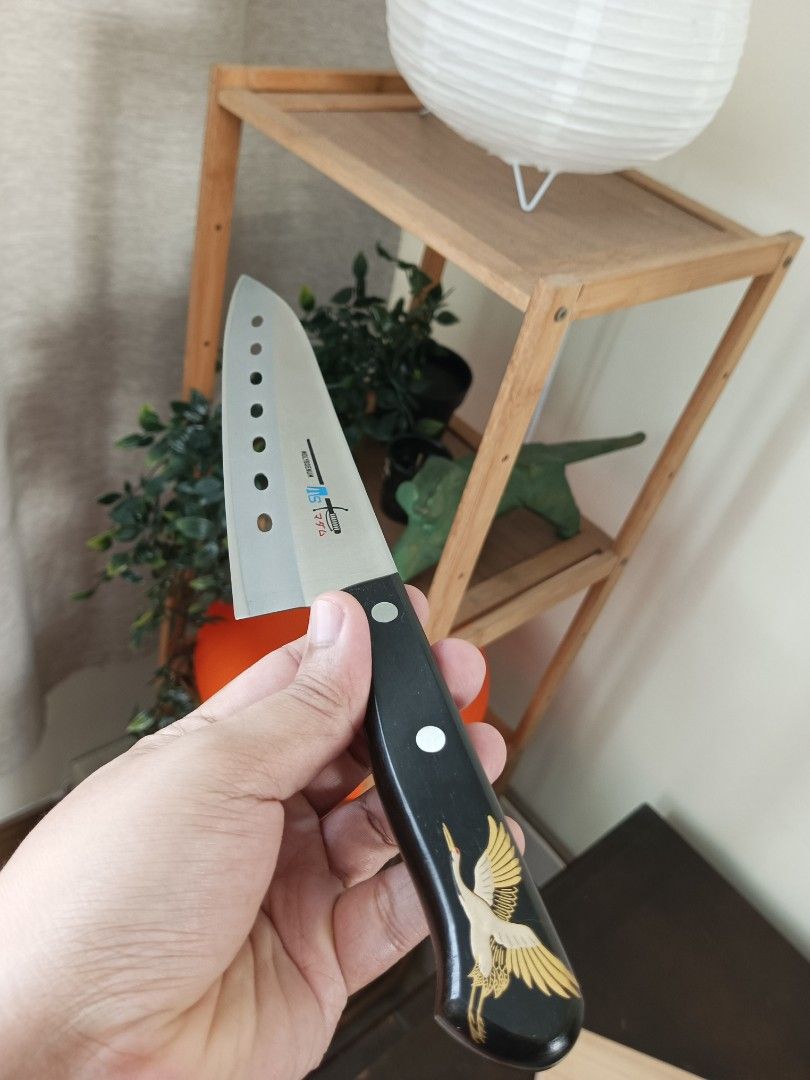 Inoguchi Seki hamono knife (Category: Other Kitchen Appliances) located in Manila. Submitted by archived.333 (Listing ID 1467392559, Image 1). Description: inoguchi seki santoku -molybendum steel -Made in Seki Japan -custom handle flying crane (Tsuru) lacquer design. -unused and brand new -bought for so much more -impulse buy, not needed. -really beautiful knife great alternative to victorinox , gyuto , japanese knife , global , misono meetups nu