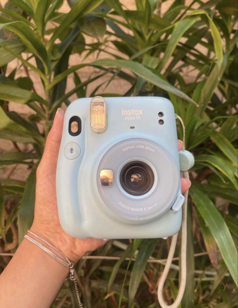 Instax Mini 11 (Category: Cameras) located in Dumaguete. Submitted by sellie06 (Listing ID 1467507552, Image 2). Description: with box 💗 3k shipped.