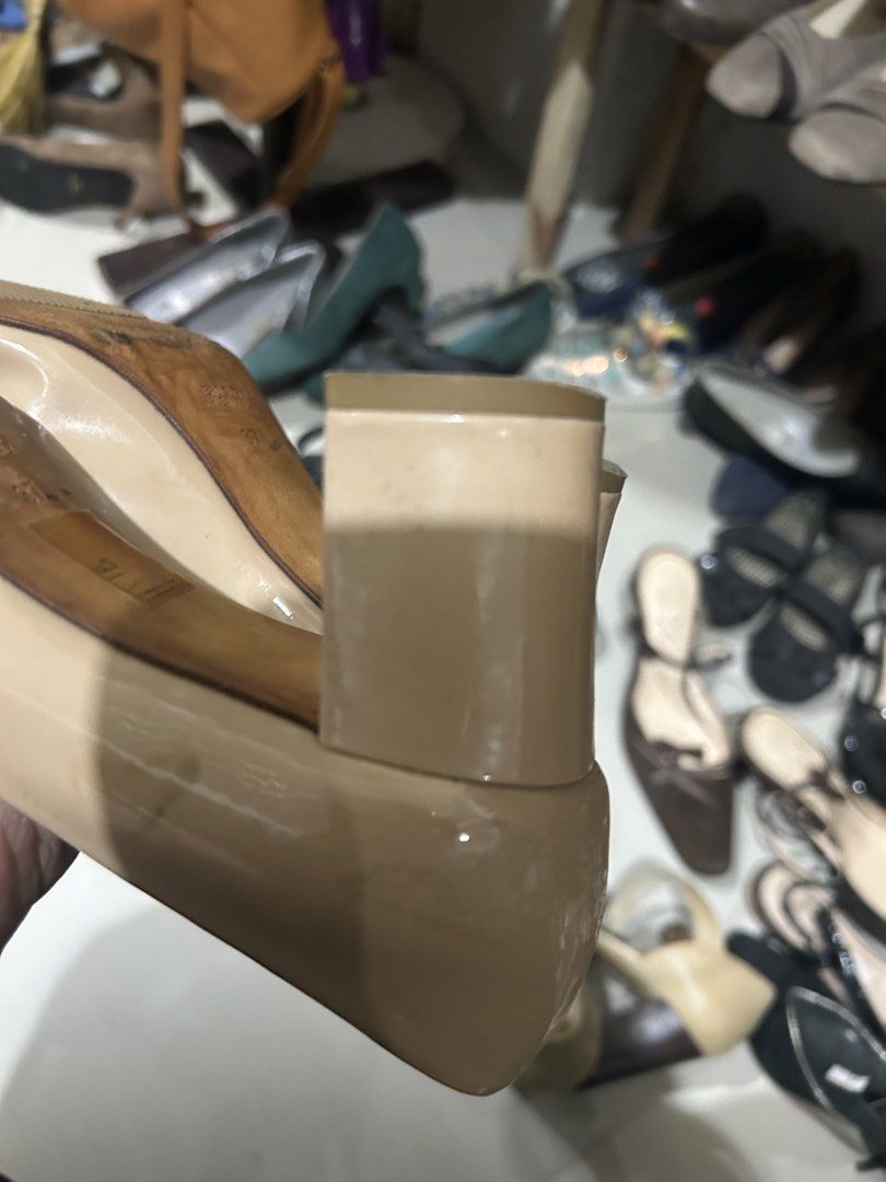 Inter -Chaussures made in italy (Category: Heels) located in Cavite. Submitted by cecitrifthshop (Listing ID 1467469264, Image 3). Description: The image shows Inter-Chaussures beige patent leather pumps featuring a square toe and a prominent metallic square buckle size 37 made in italy .