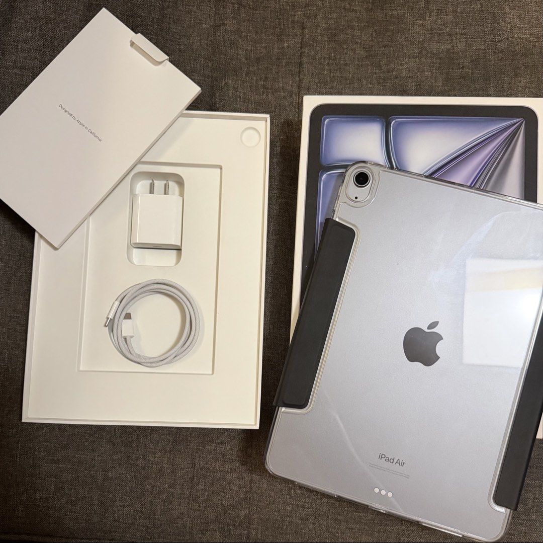 iPad Air M2 Space Gray 256gb (Category: iPad) located in Manila. Submitted by chrstph (Listing ID 1467577689, Image 1). Description: For Sale: iPad Air M2 11-inch 256gb Battery health: 97%. No issue. No dents nor scratches. In very good condition. Check all you want upon meet up Inclusions: -Complete with ORIG box -ORIG and UNUSED power adapter -ORIG and UNUSED USB-C Cord -free case -tempered glass installed Meetups preferably in North Caloocan o