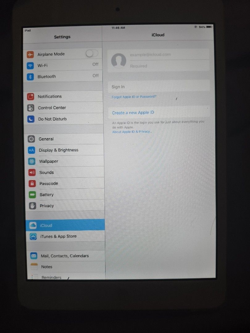 Ipad mini (Category: iPad) located in Quezon City. Submitted by anitagalan89774 (Listing ID 1467389368, Image 1). Description: ipad mini. 12 GB NARESET NA! .