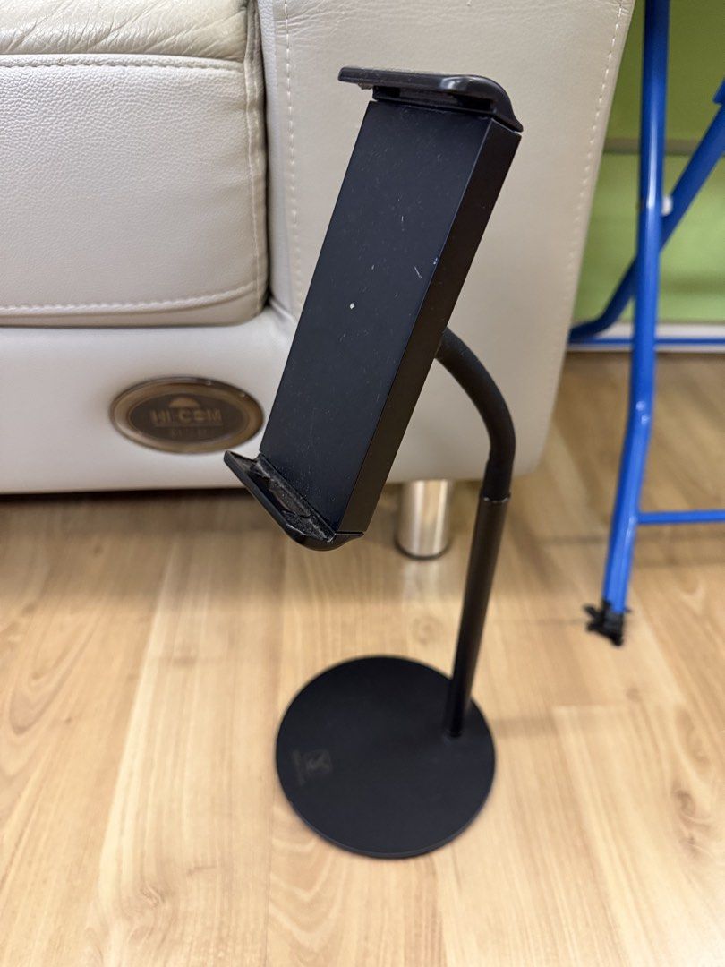 iPad stand （分類：電腦周邊產品）位於 Hong Kong。 由 royaltree.7c922c 提交（商品編號 1467510644，圖片 3）。簡介： iPad/ Phone stand 。