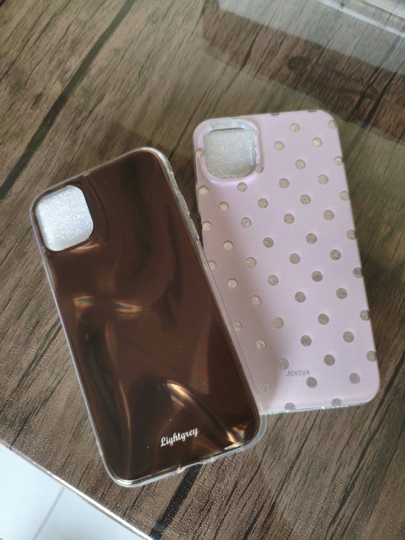 Iphone 11 cases (Category: Cases & Sleeves) located in Pasig City. Submitted by fashion.for.less (Listing ID 1467367042, Image 1). Description: RFS: decluttering.