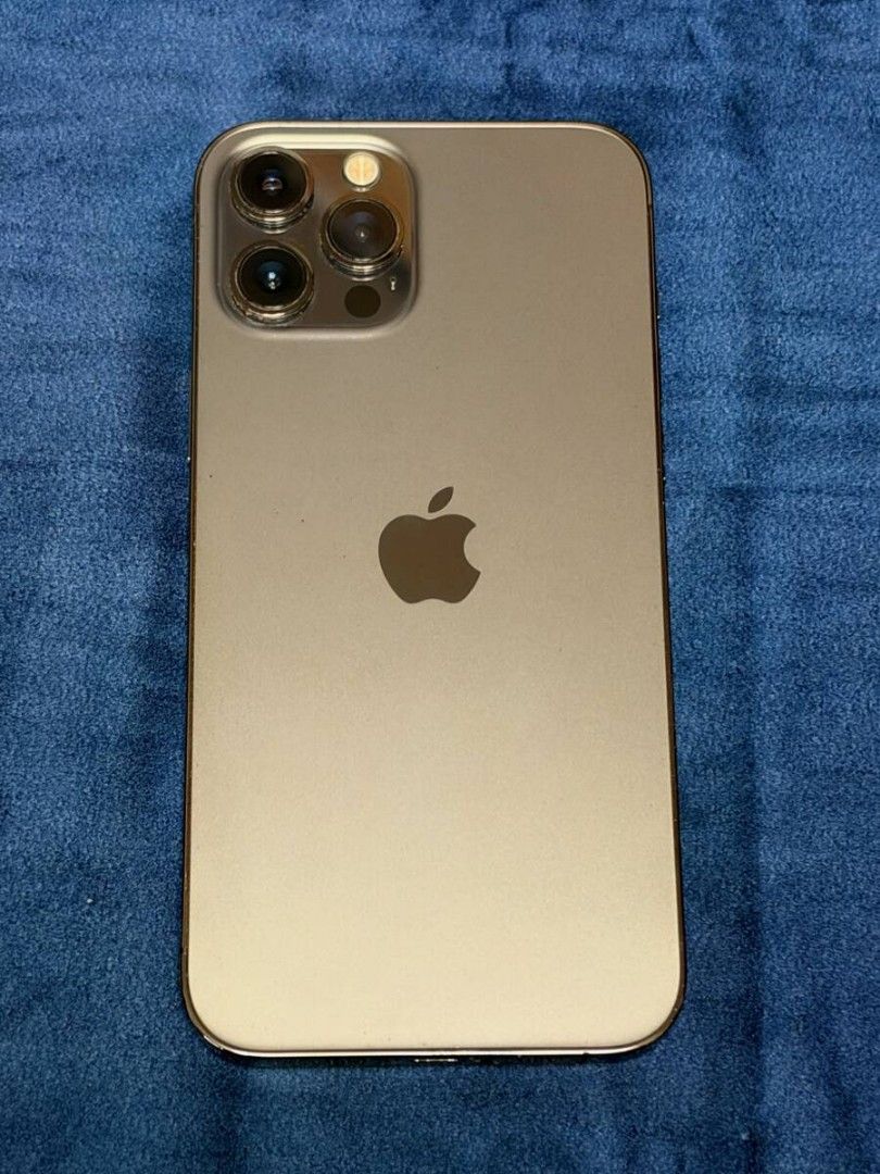 iPhone 12 Pro Max 128GB (Category: iPhone 12 Series) located in Rizal. Submitted by kingcrsll90 (Listing ID 1467363246, Image 3). Description: iPhone 12 Pro Max -128GB -Openline (ALL SIM WORKING) -Japan SoftBank Variant -Face ID/True Tone working -MagSafe/Buttons/Camera/Flash all working Issues: Scratches & Sign of Usage. Package: Unit Case Charger No other inclusions No Lowballer No COD/COP Please refrain from asking questions already indicated 