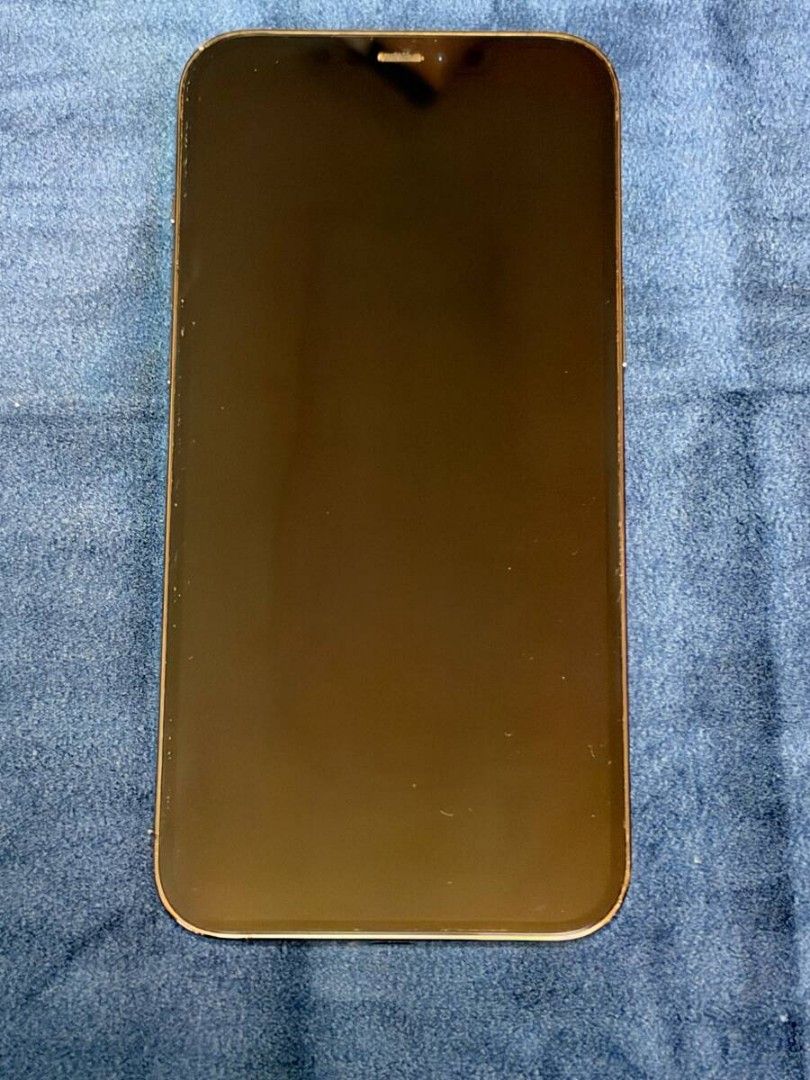 iPhone 12 Pro Max 128GB (Category: iPhone 12 Series) located in Rizal. Submitted by kingcrsll90 (Listing ID 1467363246, Image 2). Description: iPhone 12 Pro Max -128GB -Openline (ALL SIM WORKING) -Japan SoftBank Variant -Face ID/True Tone working -MagSafe/Buttons/Camera/Flash all working Issues: Scratches & Sign of Usage. Package: Unit Case Charger No other inclusions No Lowballer No COD/COP Please refrain from asking questions already indicated 
