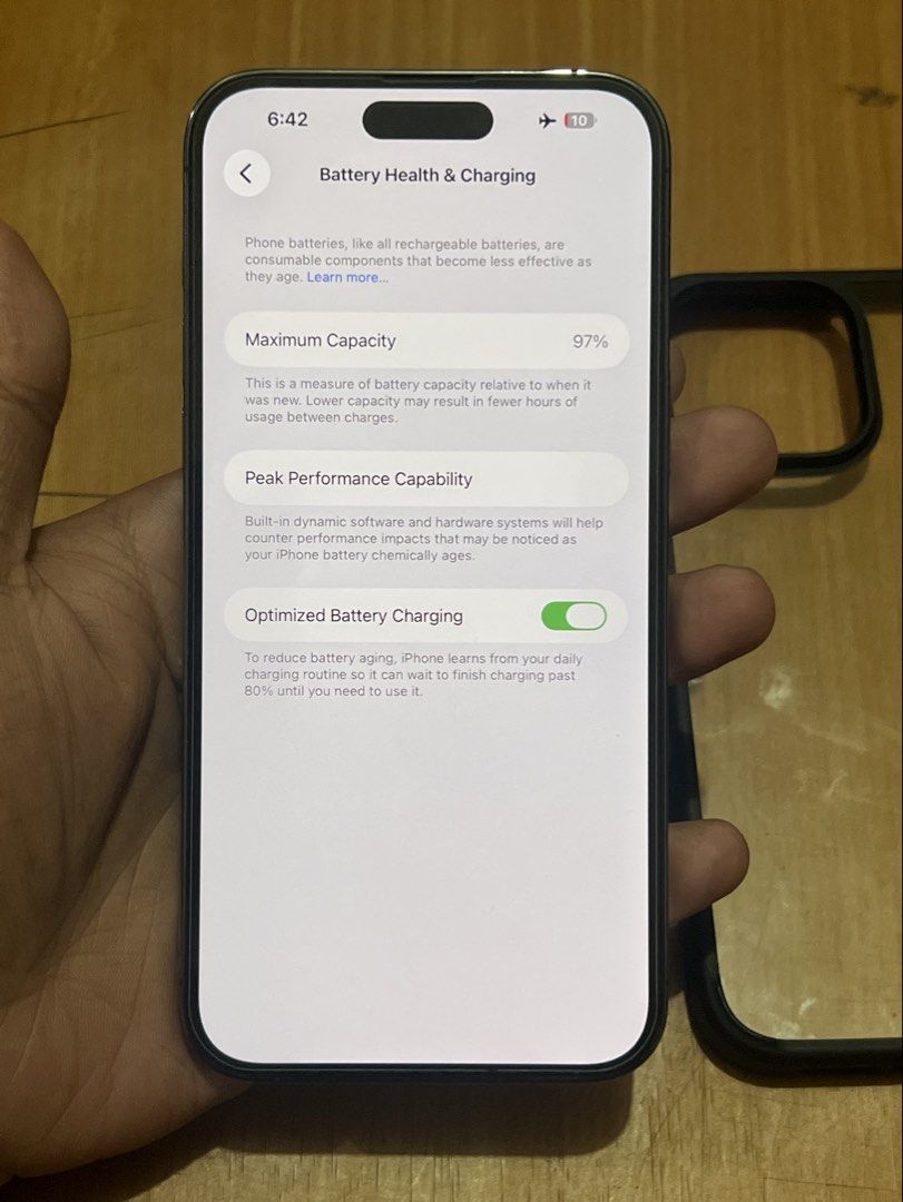 Iphone 14 Pro Max 128gb (Category: iPhone 14 Series) located in Mandaluyong City. Submitted by 1550kicks (Listing ID 1467492299, Image 3). Description: 🔥 FOR SALE: iPhone 14 Pro Max 128GB 🔥 💸 ₱26,998 ONLY! 📱 iPhone 14 Pro Max 128GB 🔋 97% Battery Health — Original Battery, Never Replaced ✨ Like-new condition, makinis and well-maintained ✅ All functions working perfectly 💯 Pwedeng-pwede sa maselan! 🔍 Unli-check, test all you want! ⚠️ ISSUE: 