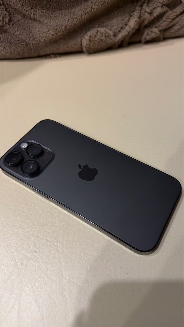 Iphone 14 Pro Max (Category: iPhone 14 Series) located in Mabalacat. Submitted by aljon_diaz (Listing ID 1467374223, Image 1). Description: 📱 FOR SALE: iPhone 14 Pro Max 128GB 💰 ₱25,000 📱 Model: iPhone 14 Pro Max 🎨 Color: Space Black 💾 Storage: 128GB 🔒 Network: Smart Locked 🔋 Battery Health: 75% 📦 With Original Box ✅ Fully functional ✅ Face ID and cameras working perfectly ✅ No back glass damage ✅ Smooth performance ✅ Personal unit 💬 Pri