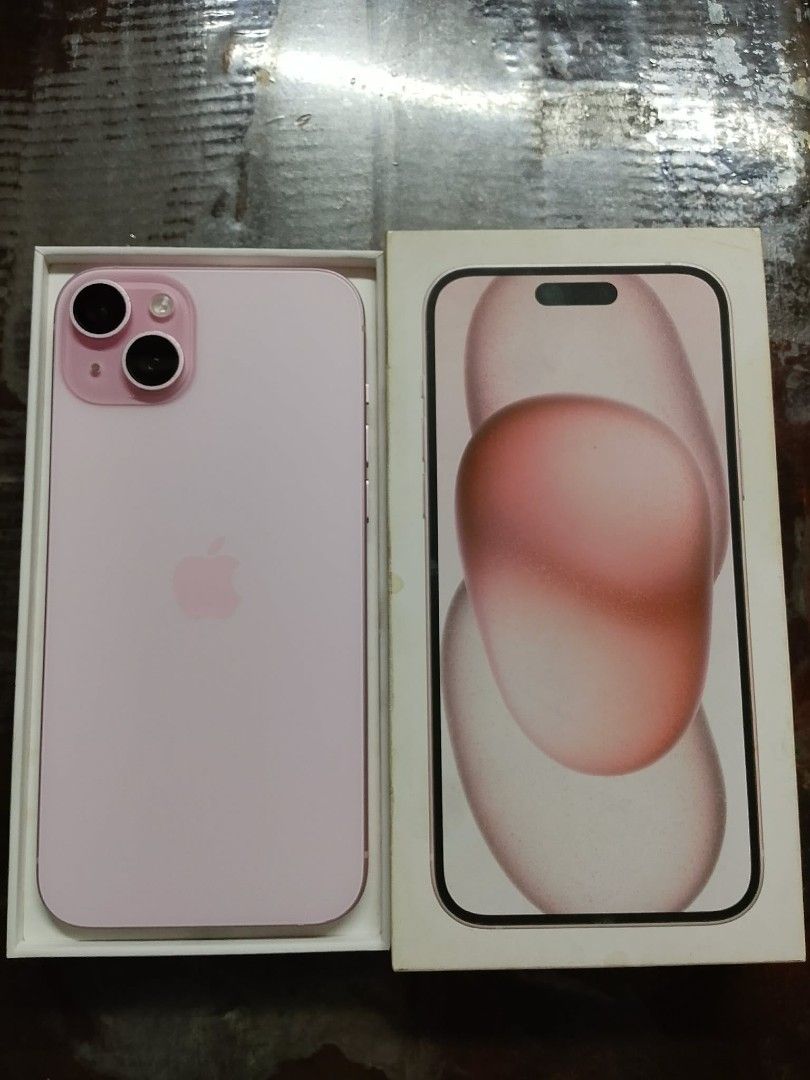 iPhone 15 Plus 256gb FU (Category: iPhone 15 Series) located in Quezon City. Submitted by maruyawa (Listing ID 1467587017, Image 1). Description: iphone15plus 256gb openline zpa ntc 88 battery health complete package with case.