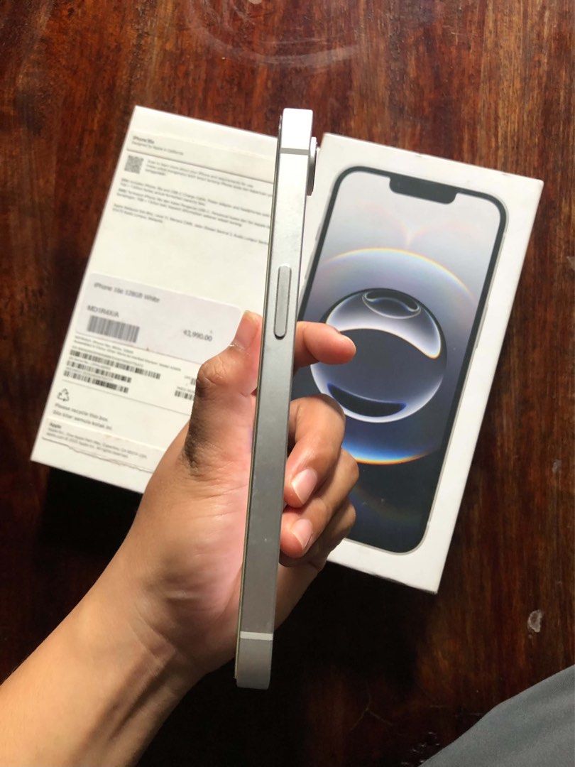 iPhone 16e 128GB | 5 Months Old (Category: iPhone 16 Series) located in Santa Rosa. Submitted by emmiecorner (Listing ID 1467490911, Image 2). Description: Iphone 16e 128gb (5 months old) 26k * 98% battery health (258cc) * Face id working * Truetone working * Anysim (No sim restrictions) * All original parts * Unlireset/ Update · Very Pristine condition/ No dents · Powermac purchased 44k orig price · underwarranty til may 2 2027 (5 MONTHS OLD) In