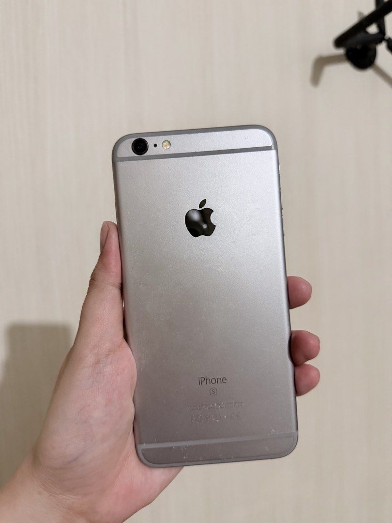 Iphone 6s Plus 32GB (Category: iPhone 6 Series) located in Manila. Submitted by prelovedbyarielle (Listing ID 1467491895, Image 1). Description: Iphone 6s Plus 32gb Silver Openline Unit only Price is slightly negotiable .