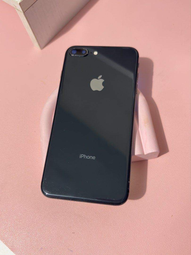 iPhone 8 Plus (Category: iPhone 8 Series) located in Bocaue. Submitted by kimchiwew (Listing ID 1467430421, Image 2). Description: iPhone 8 plus ph variant 72% battery health no issue aside from scratches and paint chips slightly negotiable .