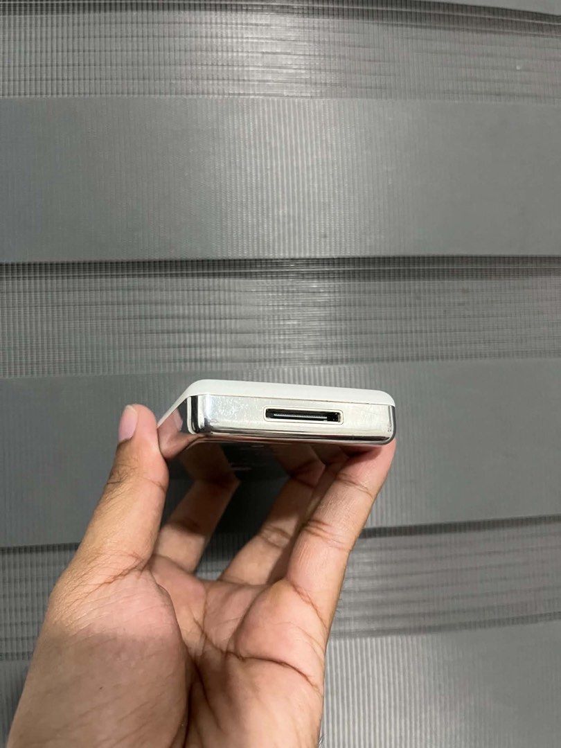 Ipod classic 4th gen (photo) (Category: Portable Music Players) located in Quezon City. Submitted by all_about_retro (Listing ID 1467501259, Image 3). Description: Ipod classic 4th gen (photo) 20gb Good lcd Good clickwheel Good battery 5hrs playing music Unit only No issue Pickup.