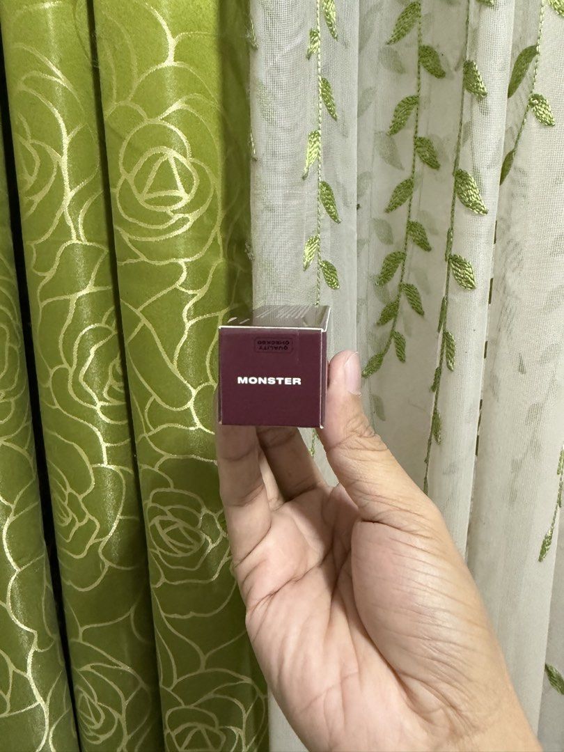Issy fat gloss Monster (Category: Makeup) located in Dasmarinas. Submitted by misstiffany28 (Listing ID 1467383602, Image 2). Description: Issy Limited Edition fat gloss in Monster Brand new Sealed 🤎💄 Dasma cavite loc .