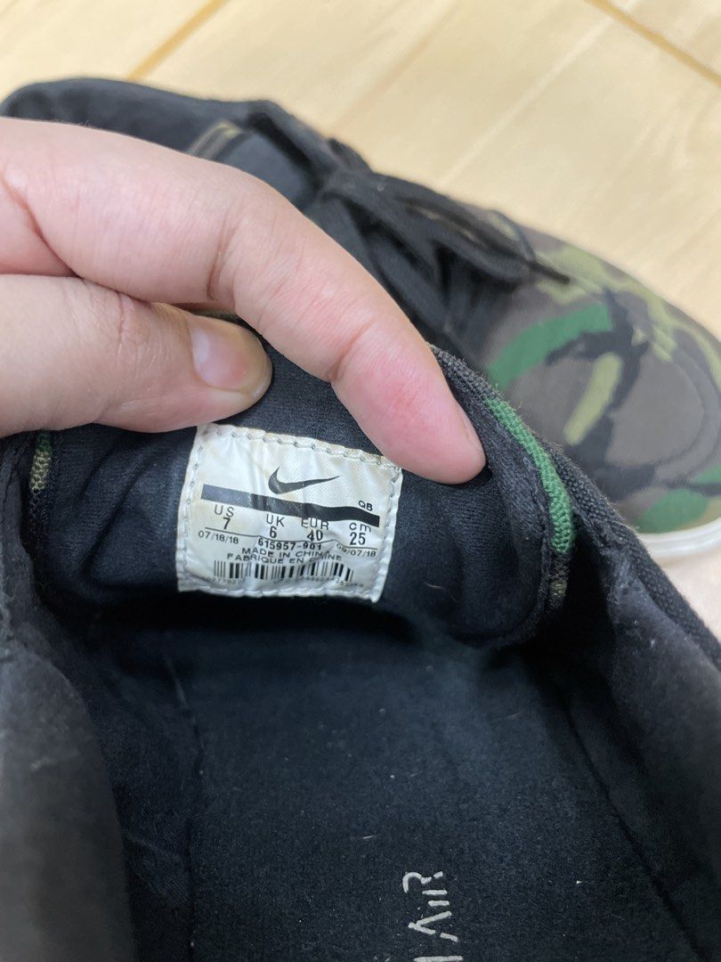 Janoski Camouflage (Category: Casual Shoes) located in Manila. Submitted by erissegrey25 (Listing ID 1467391562, Image 2). Description: Slighthly used, with no box. ORIGINAL Nike SB Stefan Janoski Camouflage Sneakers 🖤💚 A stylish skate-inspired sneaker featuring a classic camouflage print, a sleek low-top silhouette, and a durable design. Perfect for casual outfits, streetwear looks, and everyday styling. A timeless pair for sneaker lovers! 👟✨