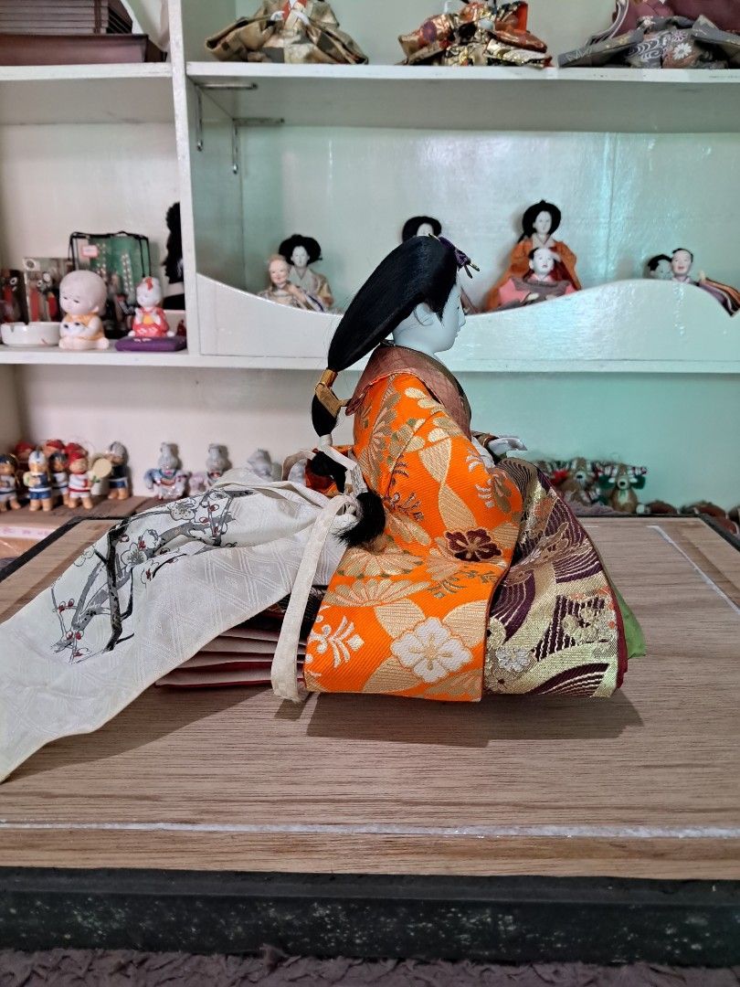 Japanese doll empress (Category: Vintage Collectibles) located in Cavite. Submitted by secretjapansurplus (Listing ID 1467410944, Image 2). Description: for lalamove only.