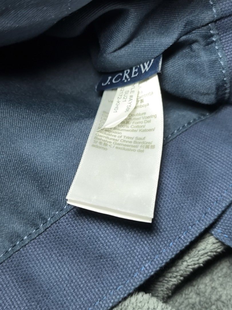 JCREW Canvas logo tote bag (Category: Tote Bags) located in Manila. Submitted by rewearables.mnl (Listing ID 1467546782, Image 3). Description: FOR SALE -JCREW Canvas logo tote bag CONDITION:10/10 COLOR RATE:9/10 ISSUE:HAS some minor fadings ASKING PRICE:2500 **REWEARABLES PRODUCT DISCLAIMER** All thrift items are pre-loved and may show minor signs of wear or age. Please review photos and descriptions carefully before purchase. We make every effo