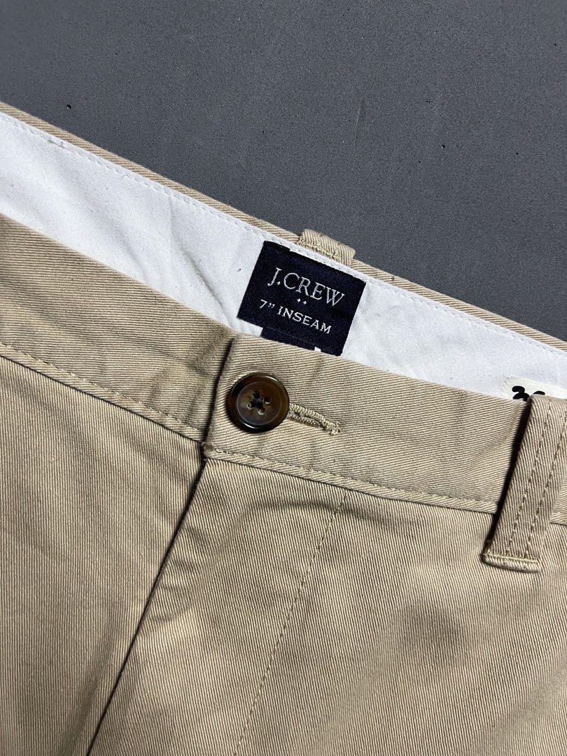 JCREW CASUAL SHORT (Category: Shorts) located in Quezon City. Submitted by kentstuff (Listing ID 1467520564, Image 2). Description: JCREW CASUAL SHORT Waist: 38 Length: 17 Leg opening: 11.5 Condition: Excellent CR: 9/10 Issue: ❌ DISCLAIMER: This is a thrifted item. All brands, logos, and trademarks belong to their rightful owners. We’re here to rehome great pieces — no brand affiliation intended.