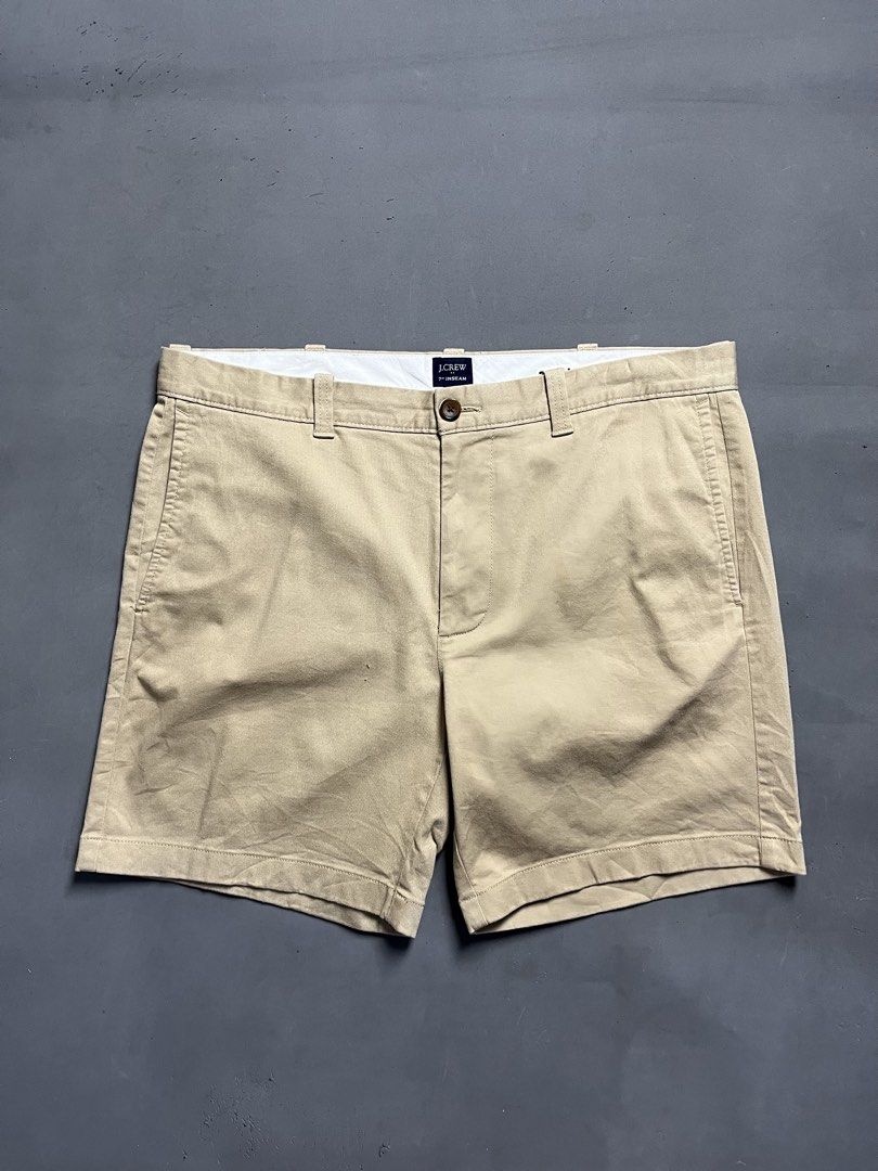 JCREW CASUAL SHORT (Category: Shorts) located in Quezon City. Submitted by kentstuff (Listing ID 1467520564, Image 1). Description: JCREW CASUAL SHORT Waist: 38 Length: 17 Leg opening: 11.5 Condition: Excellent CR: 9/10 Issue: ❌ DISCLAIMER: This is a thrifted item. All brands, logos, and trademarks belong to their rightful owners. We’re here to rehome great pieces — no brand affiliation intended.