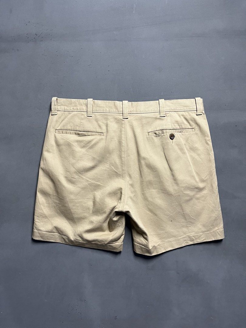 JCREW CASUAL SHORT (Category: Shorts) located in Quezon City. Submitted by kentstuff (Listing ID 1467520564, Image 3). Description: JCREW CASUAL SHORT Waist: 38 Length: 17 Leg opening: 11.5 Condition: Excellent CR: 9/10 Issue: ❌ DISCLAIMER: This is a thrifted item. All brands, logos, and trademarks belong to their rightful owners. We’re here to rehome great pieces — no brand affiliation intended.