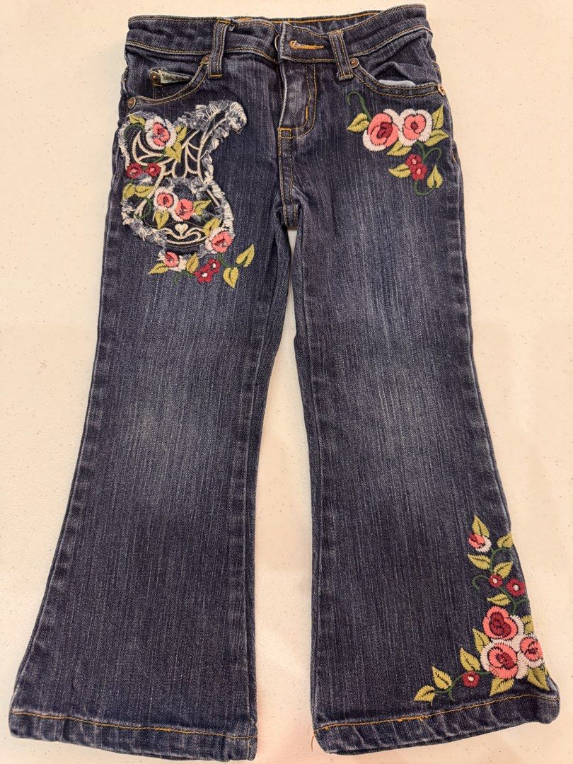 Jeans embroidery Floral Design 4yrs-Declutter (Category: Babies & Kids Fashion) located in Mexico. Submitted by hayascentph (Listing ID 1467500463, Image 1). Description: *Personal Item Declutter *Mode of payment Gcash/Maya Wallet *Delivery Fee to be shouldered by buyer *We ship Nationwide *Courier JNT or LBC cash on delivery, Cash on pick up in nearest LBC branch Need a new scent? Follow my Facebook page for perfume finds! Facebook Page: Haya Sc