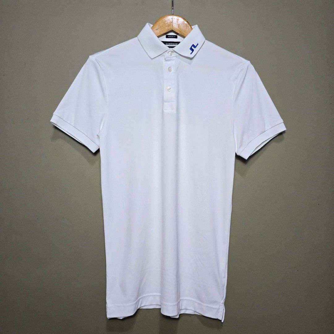 j.lindeberg KV GOLF POLO SHIRT (Category: Tshirts & Polo Shirts ) located in Quezon City. Submitted by somewearinmnl (Listing ID 1467394635, Image 1). Description: J.LINDEBERG KV GOLF POLO SHIRT - Size: XS ( Regular Fit ) Fits up to Small - Dimension: 18.5 W" x 28 L" - Good As new - Color rate: 9.8/10 - No Issues - Color may vary due to lighting 📸.