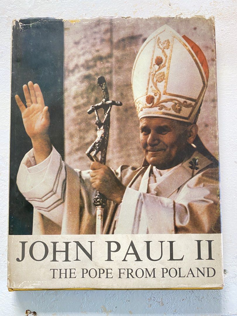 John paul II book (Category: Vintage Collectibles) located in Malolos. Submitted by jjantiques (Listing ID 1467480277, Image 1). Description: John paul II book.