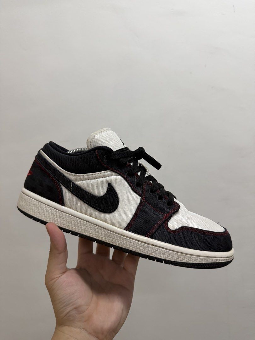 Jordan 1 low SE UTL size 10 men’s (Category: Sneakers) located in Muntinlupa City. Submitted by dabidabbb (Listing ID 1467375657, Image 1). Description: Authentic pair size 10 men’s with og box slight drags issue 1700 only Loc: Alabang, Muntinlupa.