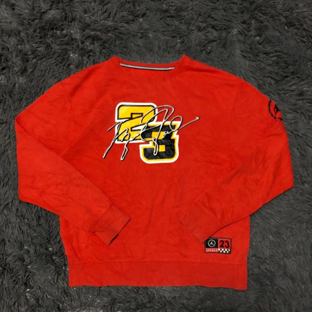 Jordan Sweatshirt (Category: Activewear) located in Camiling. Submitted by thriftscape2024 (Listing ID 1467495391, Image 1). Description: Excellent Condition Color rate: 9/10 Issue: ❌❌❌ Dimes: W21xL25.