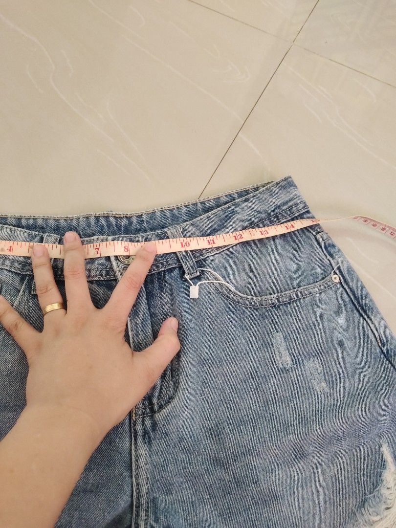 Jorts Women Short (Category: Shorts) located in Aliaga. Submitted by kmapparel (Listing ID 1467601487, Image 2). Description: .