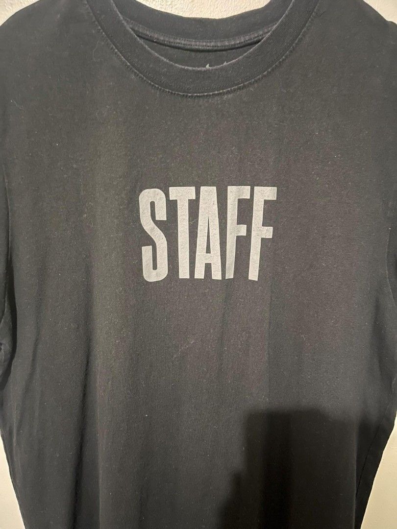 Justin Bieber Purpose Tour Shirt (Category: Tshirts & Polo Shirts ) located in Manila. Submitted by twoonethrift213 (Listing ID 1467381616, Image 2). Description: Very Good Condition Color rate 9/10.