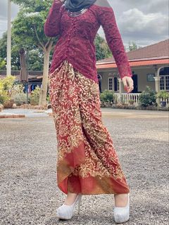 100+ Maroon kebaya For Sale | Baju Kurung & sets | Carousell Malaysia