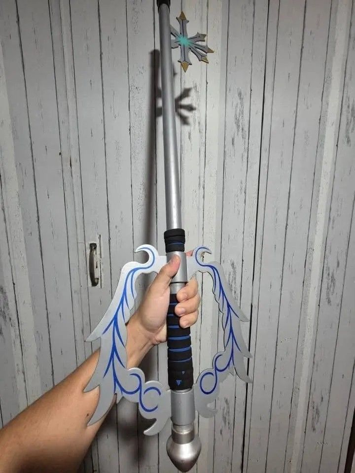 Kingdom Hearts Keyblade Cosplay Prop Silver Blue (Category: Character Goods) located in Makati City. Submitted by toyboxstory (Listing ID 1467445870, Image 1). Description: Kingdom Hearts OATHKEEPER 32 inches display, BAKAL mabigat For collection or pwede mo rin ipanghampas or cosplay. May konting wear and tear na pwede naman ipa-restore. Bought for 3K. - Handmade Kingdom Hearts Keyblade prop, perfect for cosplays and photo shoots - Comfortable g