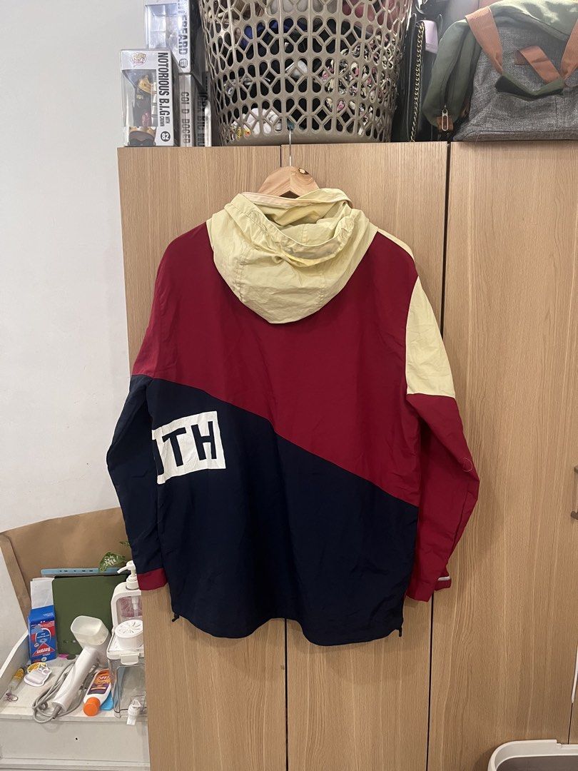 KITH Windbreaker (Category: Coats, Jackets and Outerwear) located in Mandaluyong City. Submitted by tatin_abad07 (Listing ID 1467548826, Image 3). Description: Kith Windbreaker Large, 23x29 Condition: 9.5/10 Issue: crackprints ₱550.00.