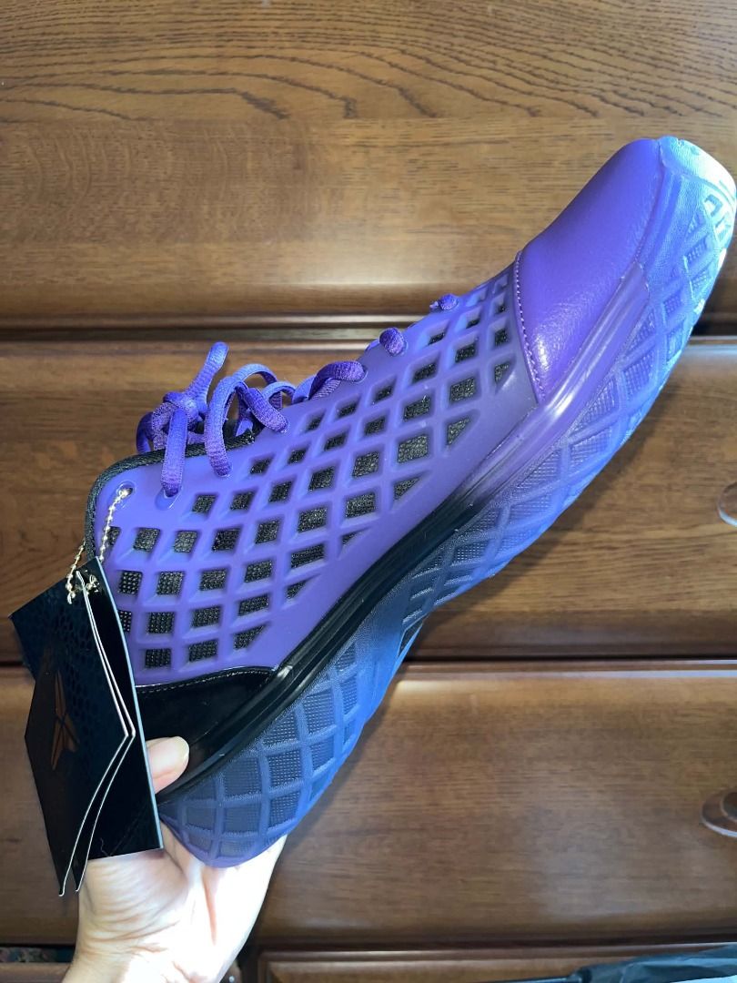 KOBE 3 FC BARCELONA (Category: Sneakers) located in Bulacan. Submitted by bycee (Listing ID 1467377103, Image 3). Description: BRAND NEW 100% AUTHENTIC.
