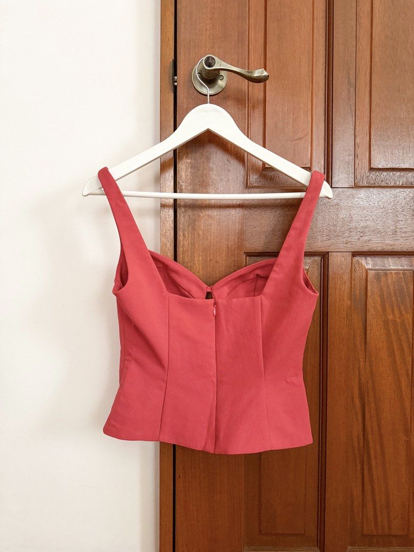 Kookai Ariel Bra Top (Category: Sleeveless) located in Paranaque City. Submitted by consciouscleanout (Listing ID 1467487232, Image 2). Description: Worn twice. US 6, Size M Bust fits up to 36, waist 28-30.