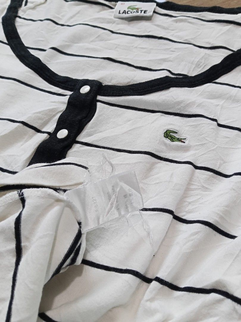 Lacoste Blouse (Category: Activewear) located in Glan. Submitted by cpaharodde48008 (Listing ID 1467600524, Image 3). Description: Lacoste Blouse like new condition size 40.