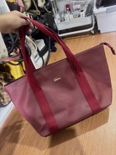 (Category: ) located in . Submitted by poshavenue_boutique (Listing ID 1467562188, Image 1). Description: .
