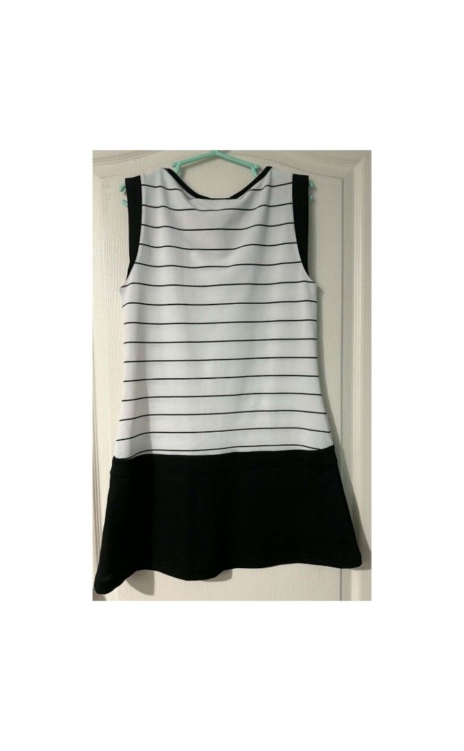 Lacoste Sport Dress (Category: Dresses) located in Legazpi City. Submitted by alyblueberyl (Listing ID 1467570838, Image 2). Description: Size Medium.