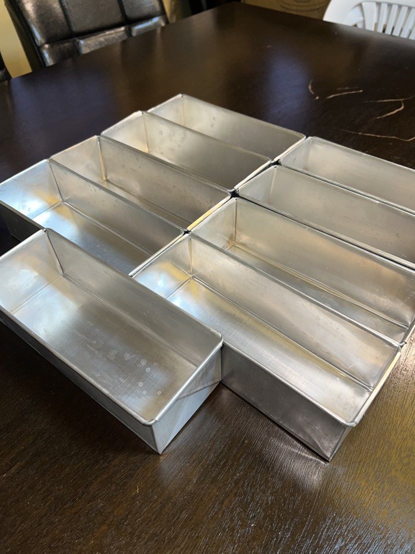 Large Loaf Pan (Category: Homemade Bakes) located in Lipa City. Submitted by liltobysbakes (Listing ID 1467396899, Image 3). Description: 10pcs loaf pan Used but still in good condition .