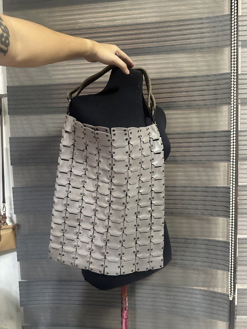 Leather Tote Bag (Category: Tote Bags) located in Quezon City. Submitted by prelovedbagsbygiv (Listing ID 1467475600, Image 1). Description: .