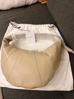 （分類：）位於 。 由 everylittlething2016 提交（商品編號 1467370760，圖片 1）。簡介： 。