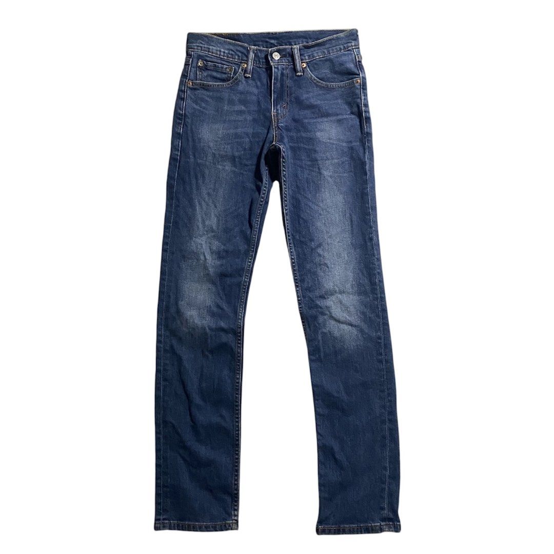 LEVIS 511 SLIM FIT (Category: Jeans) located in Iloilo. Submitted by wornworthyph (Listing ID 1467521009, Image 2). Description: SIZE - 28 LENGTH - 41 THIGH - 10 HEM - 6 EXCELLENT CONDITION LEGIT / AUTHENTIC NO ISSUE ₱ 680 + SHIPPING FEE 📍ILOILO 🧾 GCASH ( PAYMENT FIRST ) 🚚 J&T COURIER..