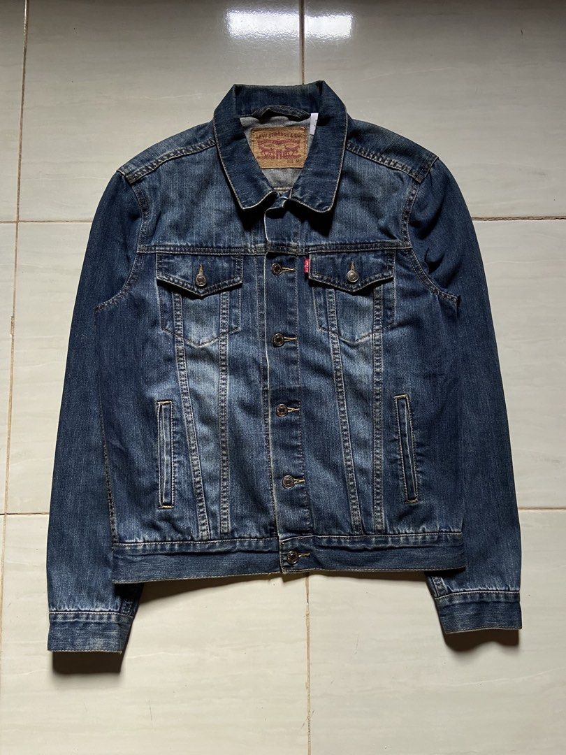 Levis Type 3 Trucker Denim Jacket (Category: Coats, Jackets and Outerwear) located in Cotabato. Submitted by haikal.kasim (Listing ID 1467414580, Image 1). Description: Levis Type 3 Trucker Denim Jacket Size Medium Dimes: W21*L25.5 Excellent Condition Slightly use, last 3 pictures and missing 1 button .