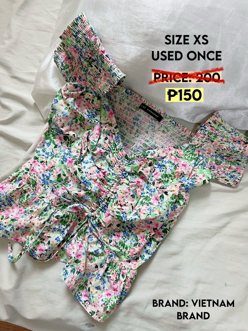 libé workshop vietnam floral top (Category: Blouses) located in San Mateo. Submitted by bei.bns (Listing ID 1467369955, Image 1). Description: best fits xs used once .