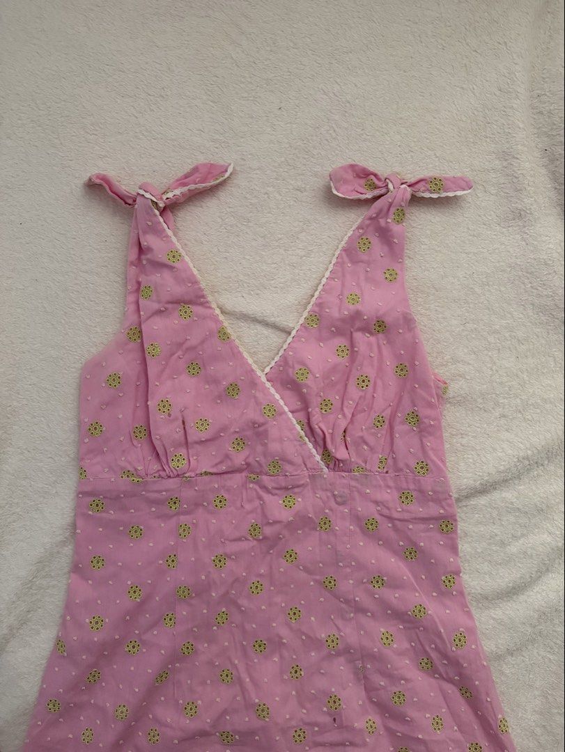 Lily Pulitzer Pink Dress (Category: Dresses) located in Mandaue City. Submitted by meh.soh (Listing ID 1467433333, Image 2). Description: size: 2 (xs-s) Lilly Pulitzer dress features tie-shoulder straps, a V-neckline with white trim, and a scalloped white lace hem. has minimal stains but barely noticeable. Mode of Payment: Gcash only Delivery: Maxim within Cebu/j&t outside Cebu (df shouldered by buyer) Location: Cubacub, Mandaue Cebu.