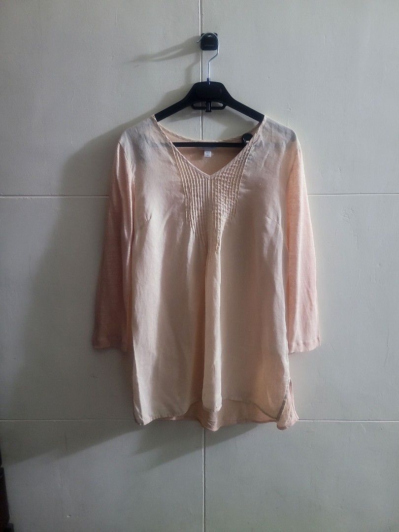 LINEN 100% J Jill top US (Category: Blouses) located in Los Banos. Submitted by lopecruz (Listing ID 1467485228, Image 1). Description: 100%Linen armpit : 19" length : 24" like new, no flaws,no kupas S-M.
