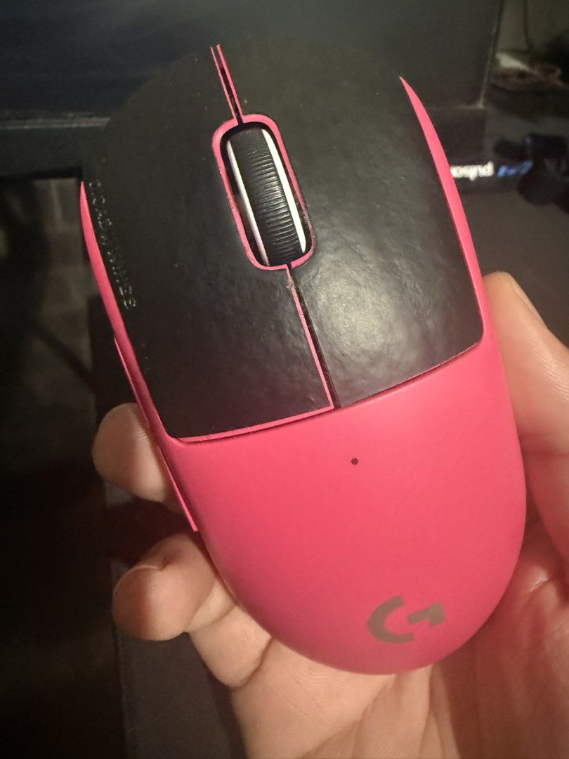 Logitech G Pro X Superlight 2 (Category: Mouse & Mousepads) located in San Pedro. Submitted by ash0033 (Listing ID 1467372814, Image 1). Description: Logitech G PRO X Superlight 2 - with box - purchase from Logitech Official Store - complete inclusions - Cicada Wings Applied - xraypad jade skates applied + extra - GHub detected - firmware updated for mouse and dongle - no issues at all - DOP: April 4, 2025.