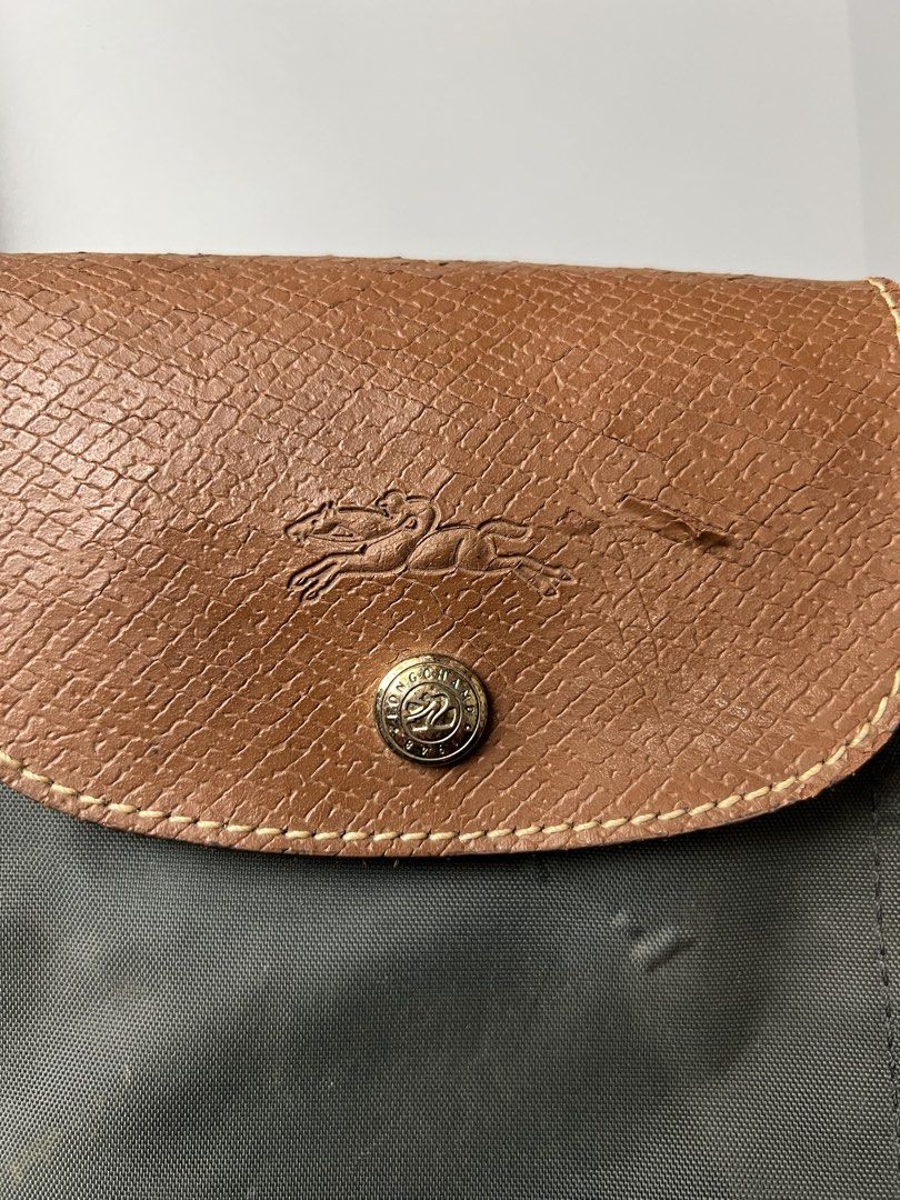 Longchamp Le Pliage (Category: Luxury Bags & Wallets) located in San Pablo. Submitted by jasimchalcodes_ (Listing ID 1467538732, Image 2). Description: .