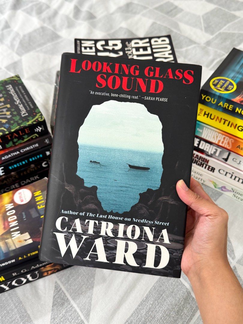 Looking Glass Sound by Catriona Ward (Category: Storybooks) located in San Jose. Submitted by lizbuxbaum (Listing ID 1467417295, Image 1). Description: - Format: HB - Condi: BN w/ slightly tanned edges and foxing on edges - DM to see condition MOP: Gcash, Maya MOD: JnT, LBC (door to door or COP).